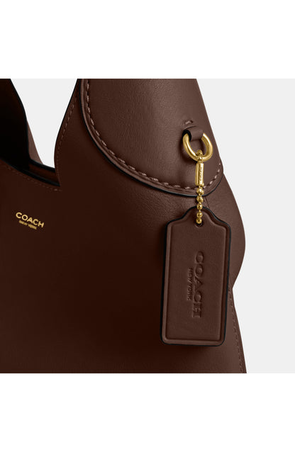 Brooklyn 28 Shoulder Bag Call Me Petty